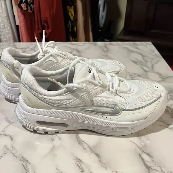 Nike Air Max Bliss 'Summit White' - Picture 6 of 16